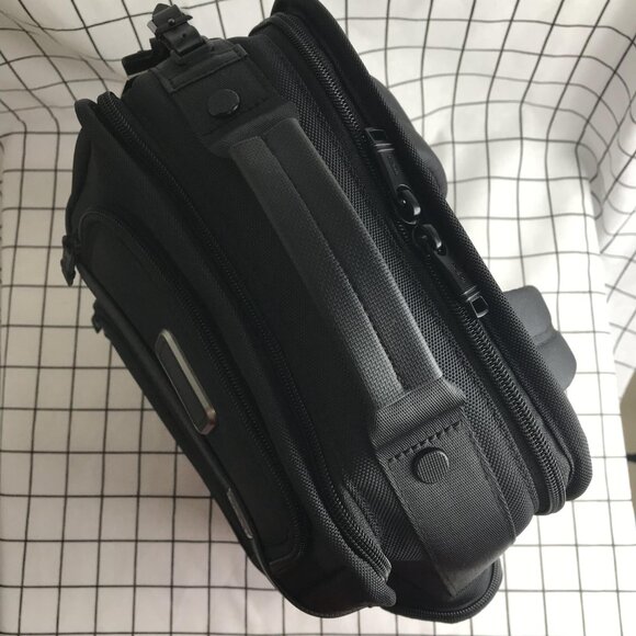 TUMI Alpha 3 T-Pass Business Class Brief Pack - Picture 11 of 15